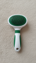 ComfyTail gentle grooming brush